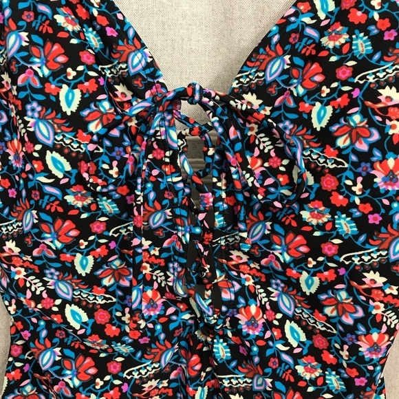 GIANNI BINI / Floral Print One Piece Bathing Suit Size S NWT - Picture 8 of 8